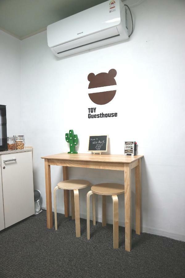 Toy Guesthouse Seoul Eksteriør bilde