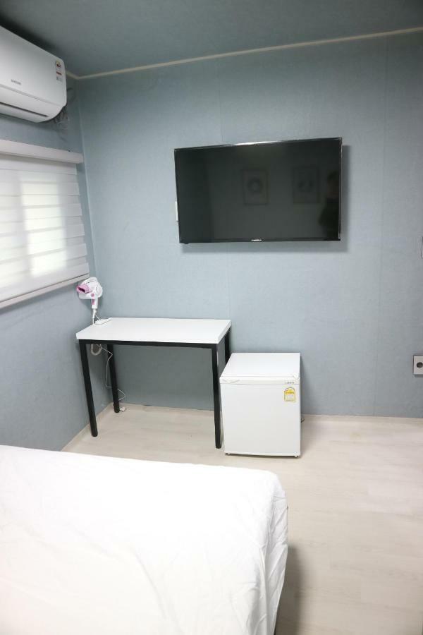 Toy Guesthouse Seoul Eksteriør bilde