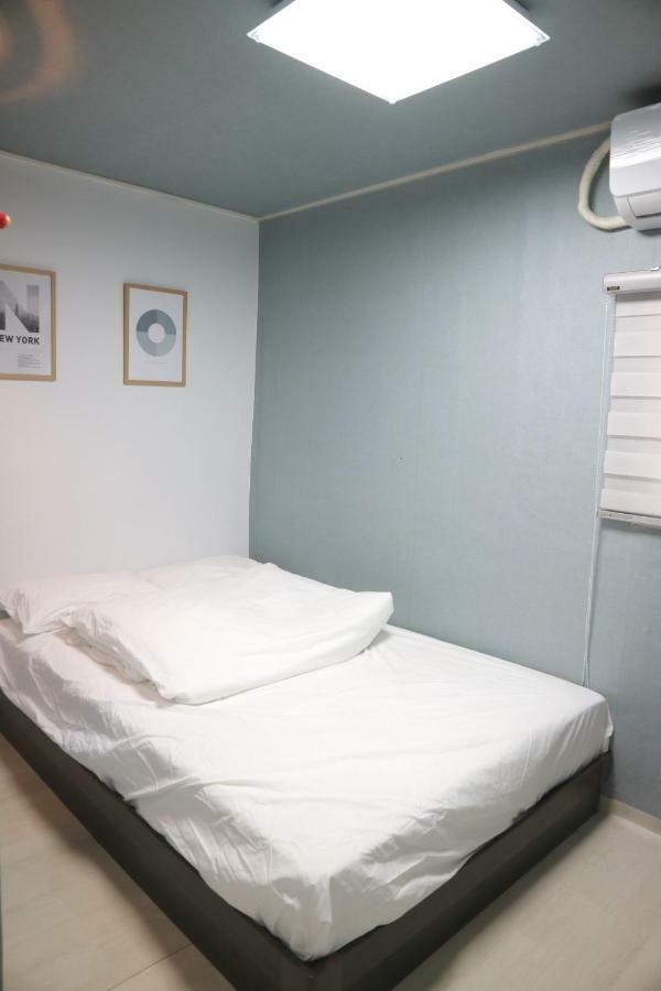Toy Guesthouse Seoul Eksteriør bilde