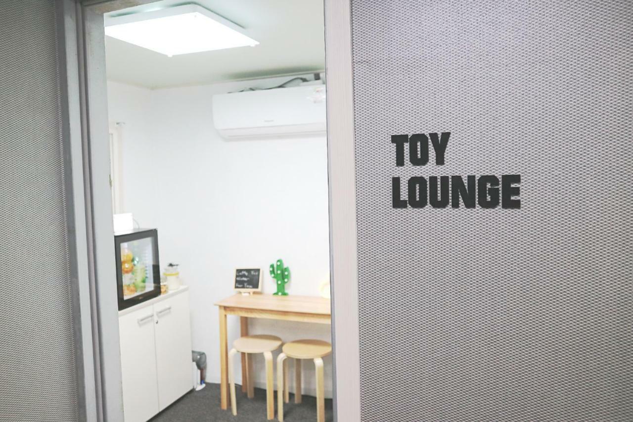 Toy Guesthouse Seoul Eksteriør bilde